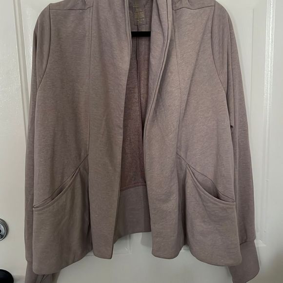 Harmony and Balance Yoga Sweater - Picture 1 of 9